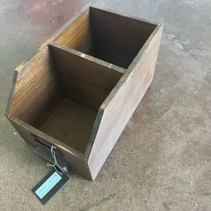 2 slot wooden desk organizer